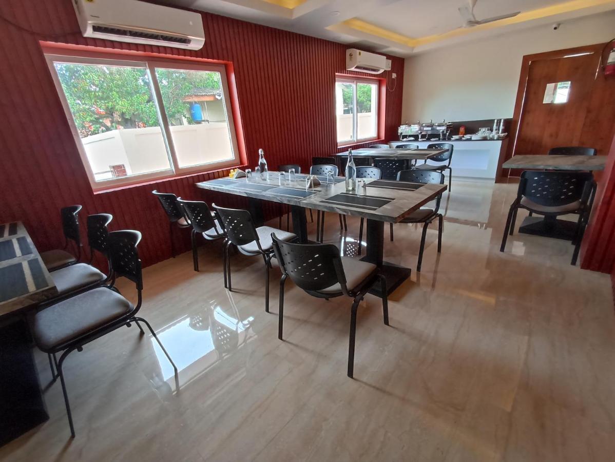 The Northern Lights Hotel Port Blair Exterior foto
